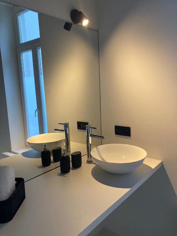 Luxury Suites Princess By Rikas Hotels 安特卫普 外观 照片