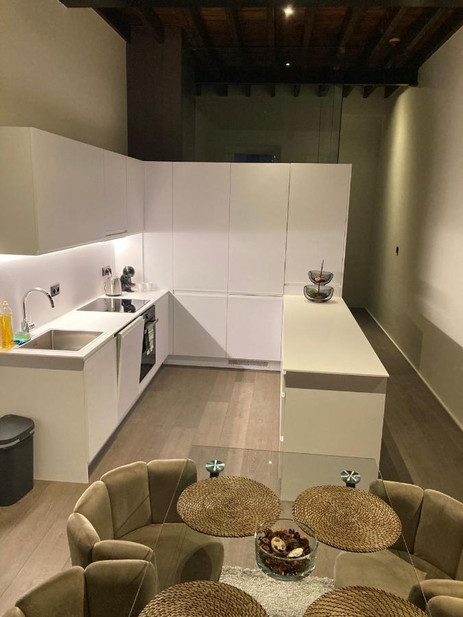 Luxury Suites Princess By Rikas Hotels 安特卫普 外观 照片