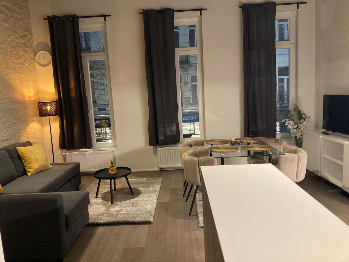 Luxury Suites Princess By Rikas Hotels 安特卫普 外观 照片